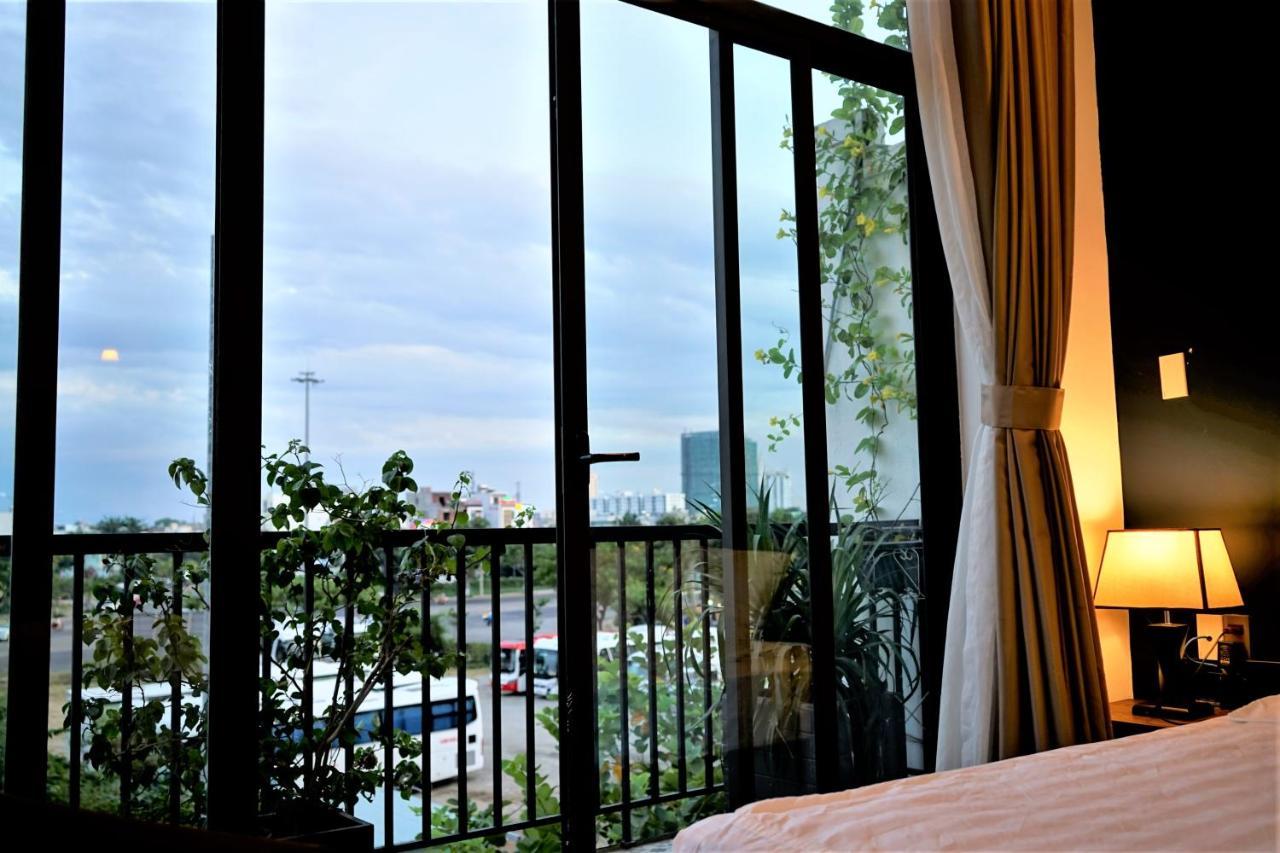 Oasis Hotel & Apartment Da Nang Exterior foto